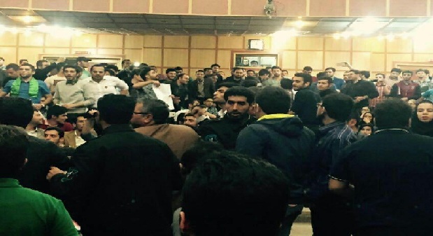 فیلم درگیری میان دانشجویان هویت طلب آزربایجانی با به اصطلاح اصلاح طلبان