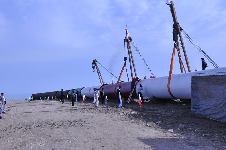 اساتید محیط زیست کشور با انتقال آب دریای خزر به سمنان مخالفت کردند