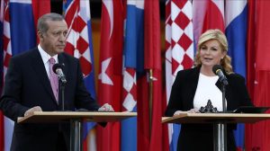 رجب طیب اردوغان می گوید کشورش در را به روی پناهجویان نخواهد بست