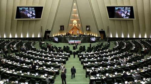 تلاش برای بازگرداندن نامهای عربی و تاریخی شهرهای خوزستان/الاهواز در مجلس ایران