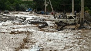 سیل در آزربایجان غربی، راه ارتباطی ۱۳ روستا را مسدود کرد