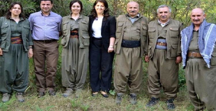 دستگیری رهبران و برخی نمایندگان حزب دموکراتیک خلق تورکیه به اتهام همکاری با گروه تروریستی