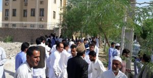 تجمع مردم سرباز در اعتراض به کشته شدن یک شهروند بلوچ