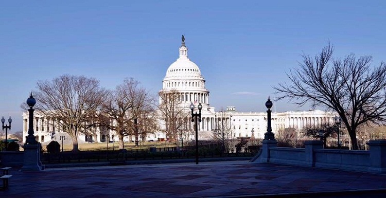 واشينگتوندا ياشايان آزربايجان توركلري نين دونيا آناديلي گونو موناسيبتي ايله بيلديرگه سي