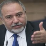 وزیر دفاع اسرائیل: اگر روحانی ترور شود تعجب نمی کنم