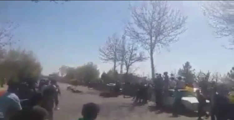 ۸ مصدوم بعلت برخورد موتور با دانشجویان دانشگاه اورمیه