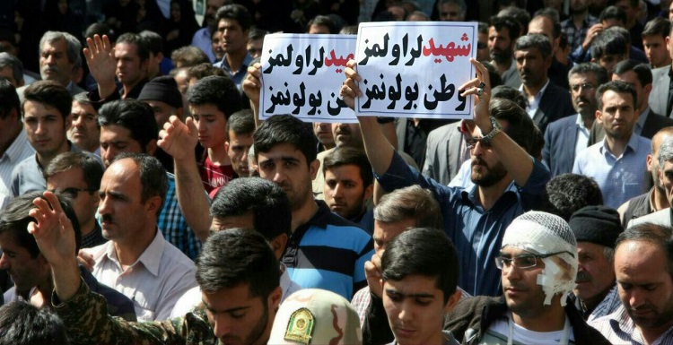 تشییع پیکر شهید محمدرضا فیروزی در ملکان – تصاویر