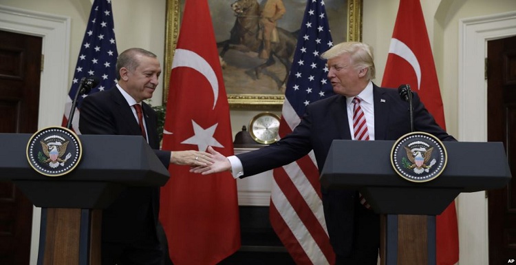 ترامپ : در جنگ با پ ک ک از تورکیه حمایت می کنیم