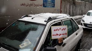 موج جدید گرانی به دنبال افزایش سه برابری قیمت بنزین