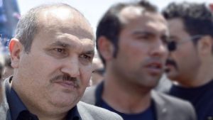 عباس لسانی طی نامه‌ای به مسئولان زندان خوستار اعطای مرخصی به زندانیان سیاسی و عقیدتی...