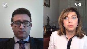 بابک چلبیانلی: عباس لیسانی میللتین دیرنیش سمبولودور+ویدئو