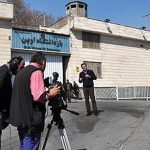 اوینین ۸-جی بندینین سیاسی و ویجدان محبوسلارینین ۲۰:۳۰ پروقرامینین رئپورتاژی ایله باغلی آچیقلاماسی