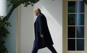 دونالد ترامپ راه‌های حمله به تاسیسات هسته‌ای ایران را بررسی کرده است