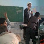 استخدام طلبه‌ها به‌عنوان دبیران تاریخ و علوم اجتماعی