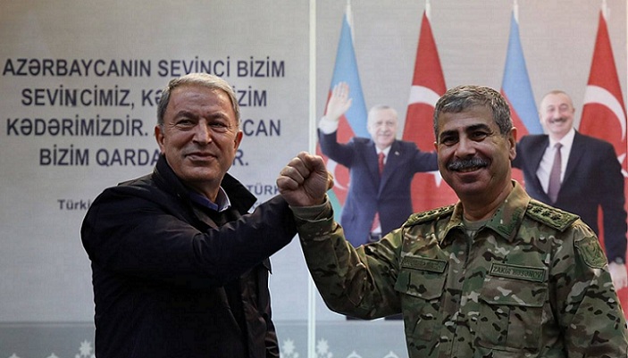 وزیر دفاع آزربایجان با وزیر دفاع، فرماندهان نیروی مسلح و نیروهای ترکیه در باکو دیدار کرد