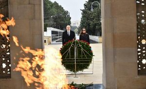 یاد شهدای وطن در آزربایجان [شمالی و جنوبی] گرامی داشته شد!