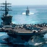ناو هواپیمابر ایالات متحده در خلیج می‌ماند
