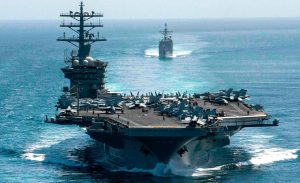 ناو هواپیمابر ایالات متحده در خلیج می‌ماند