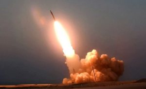 حمله موشکی به فرودگاه بغداد