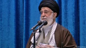 علی خامنه‌ای آزربایجان را تهدید به خوردن سیلی کرد