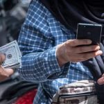 نرخ دلار از ۳۳ هزار تومان گذشت