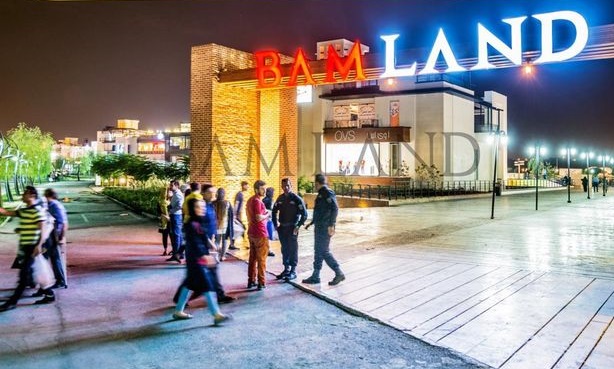 برای راحتی شهروندان تهرانی، ورود شهروندان افعانستانی به مجتمع بام‌لند ممنوع شد