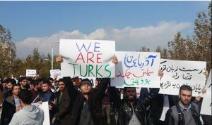 نگاه جریان پانفارسیسم به موضوع هویت تورکی در ایران که آنها آنرا «مسئله پانترکیسم» تعبیر...