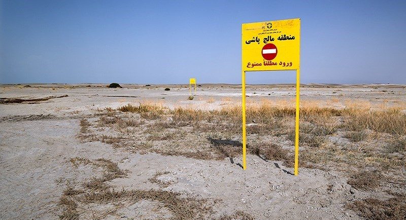 مدیرعامل شرکت آب آزربایجان غربی مالچ پاشی در دریاچه اورمیه را تائید کرد