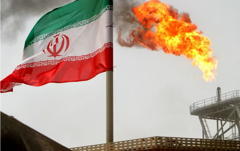 ایران ارسال محموله‌های نفتی به چین را متوقف کرد