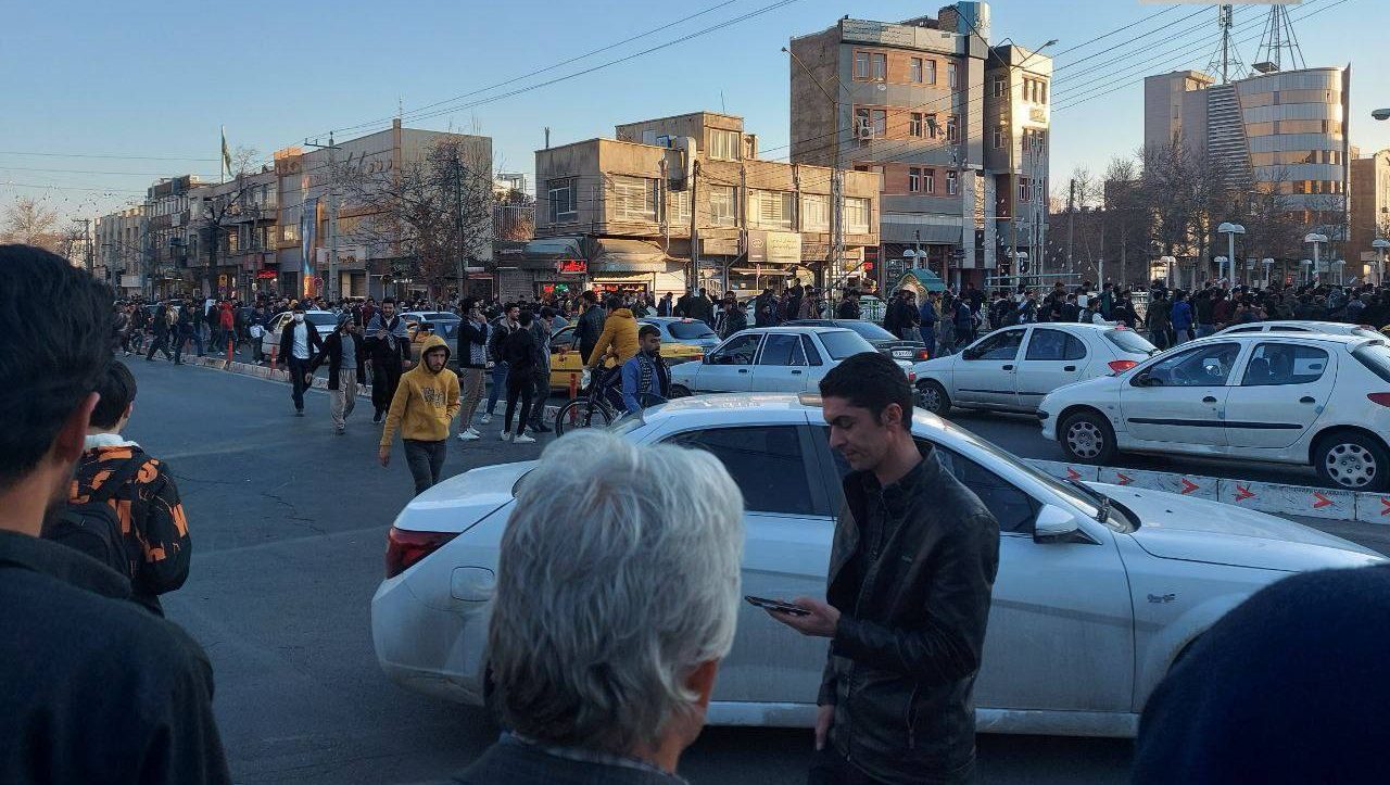 شکل گیری تجمع اعتراضی در اورمیه