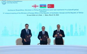بیانیه باکو: برقراری روابط آزربایجان و ارمنستان کمک مهمی به امنیت منطقه خواهد کرد