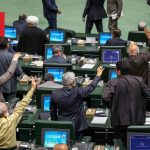 گامی دیگر به سوی قطع کامل ارتباط با جهان؛ مجلس استفاده از استارلینک را جرم‌انگاری...