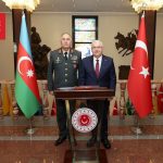 دیدار وزیر دفاع ترکیه با رئیس ستاد کل ارتش آذربایجان در آنکارا
