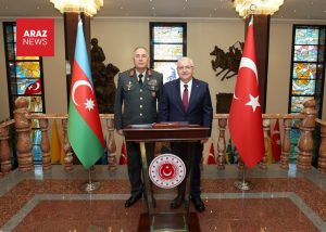 دیدار وزیر دفاع ترکیه با رئیس ستاد کل ارتش آذربایجان در آنکارا