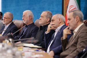 پزشکیان: تفویض اختیار اقدام صحیح و مؤثری بوده و ما هدف نهایی در این زمینه...