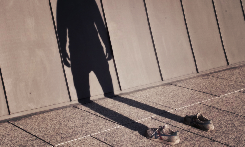 قدرت نامرئی و ملت ساختگی: تحلیلی بر نظریه‌ی میشل فوکو